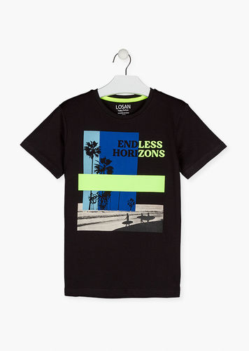 Camiseta de color negro con estampado surfero LOSAN